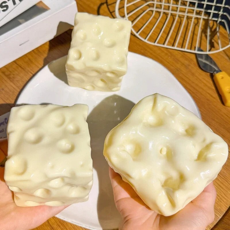 Novelty Gifts - Taba Squishy Cheese Cube, Pallina Antistress