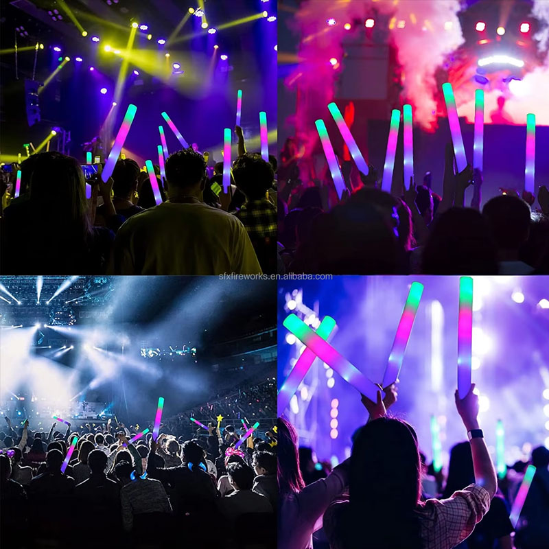 20 Pezzi Bastoncini Luminosi i - Flashing Led Foam Sticks Party recensione e prezzo