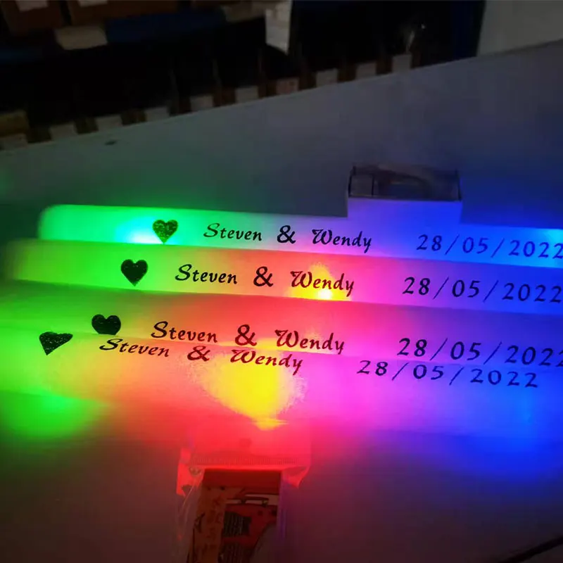 Bastoncini LED luminosi, basto - Flashing Led Foam Sticks Party recensione e prezzo