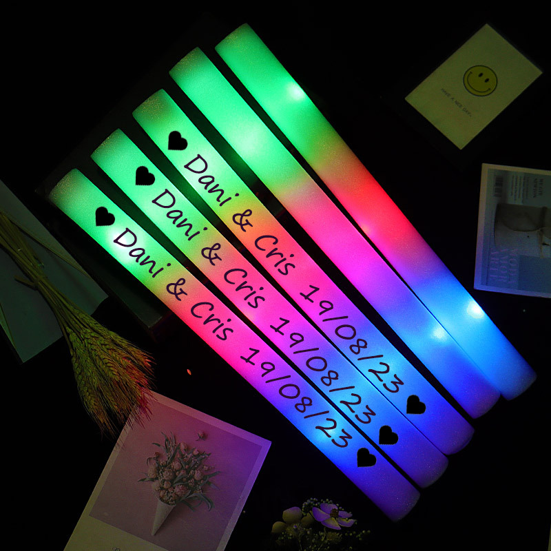 12/30/60 pz LED Glow Sticks Bu - Glow In The Dark Party Glasses recensione e prezzo